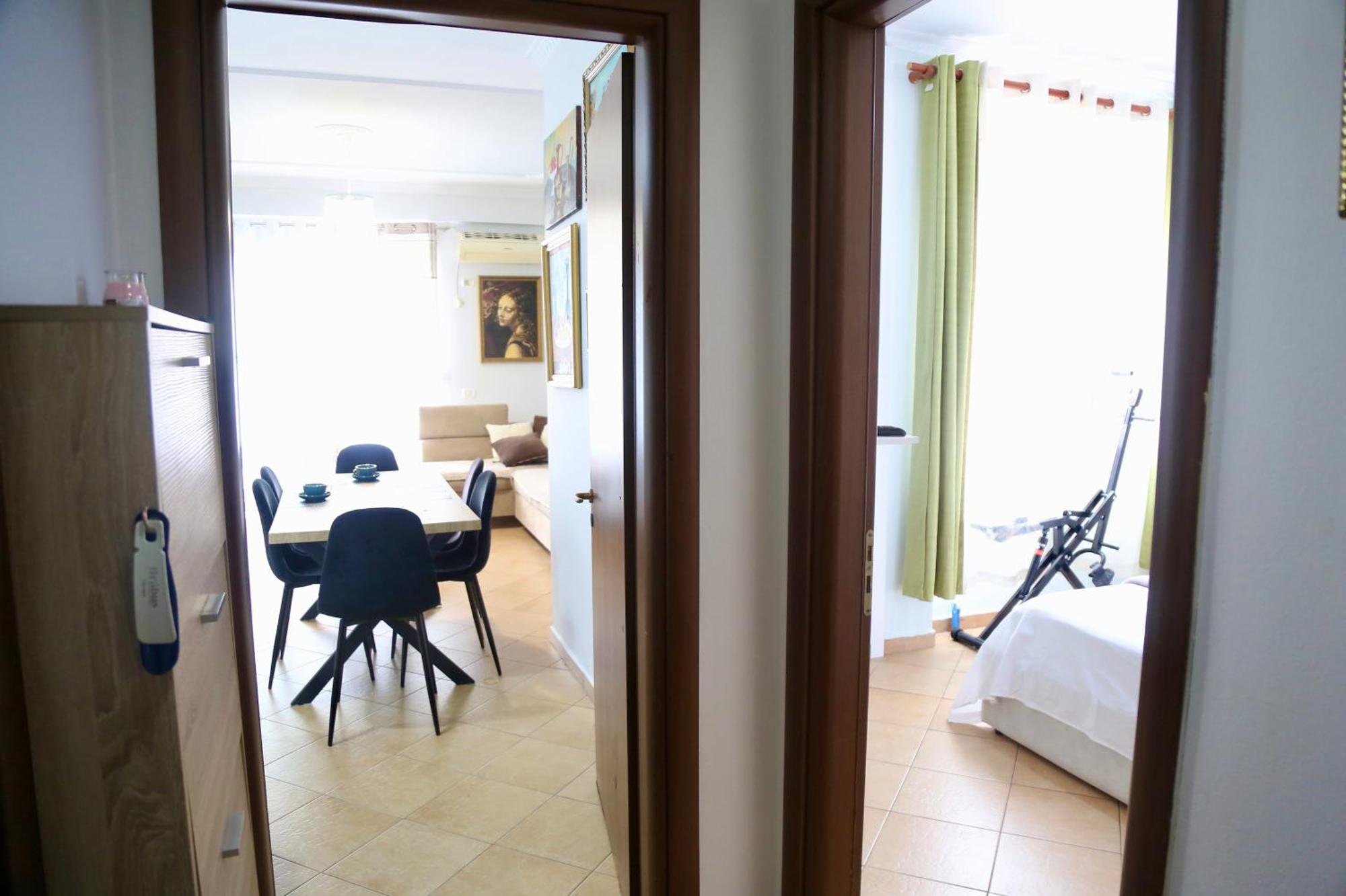 Stay At An Artist'S Place! Tirana Extérieur photo